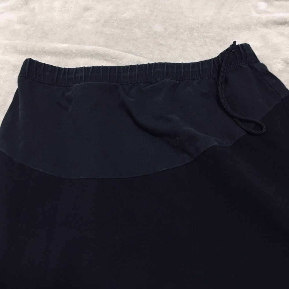 Two Heart Maternity Pleated Black Skirt Small - Picture 3 of 7